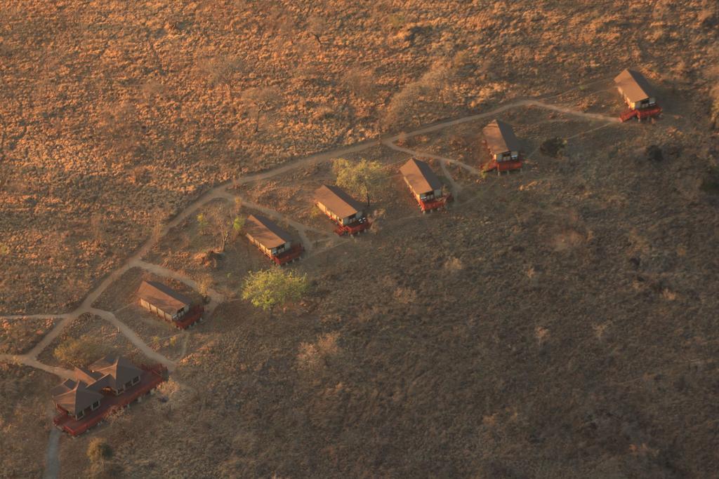 Luxury tent Elephant Rock Luxury Camp Tarangire